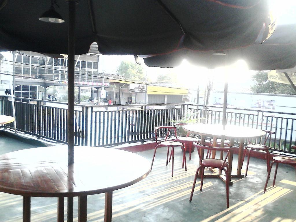 Zameena Guest House Cimahi Kültér fotó